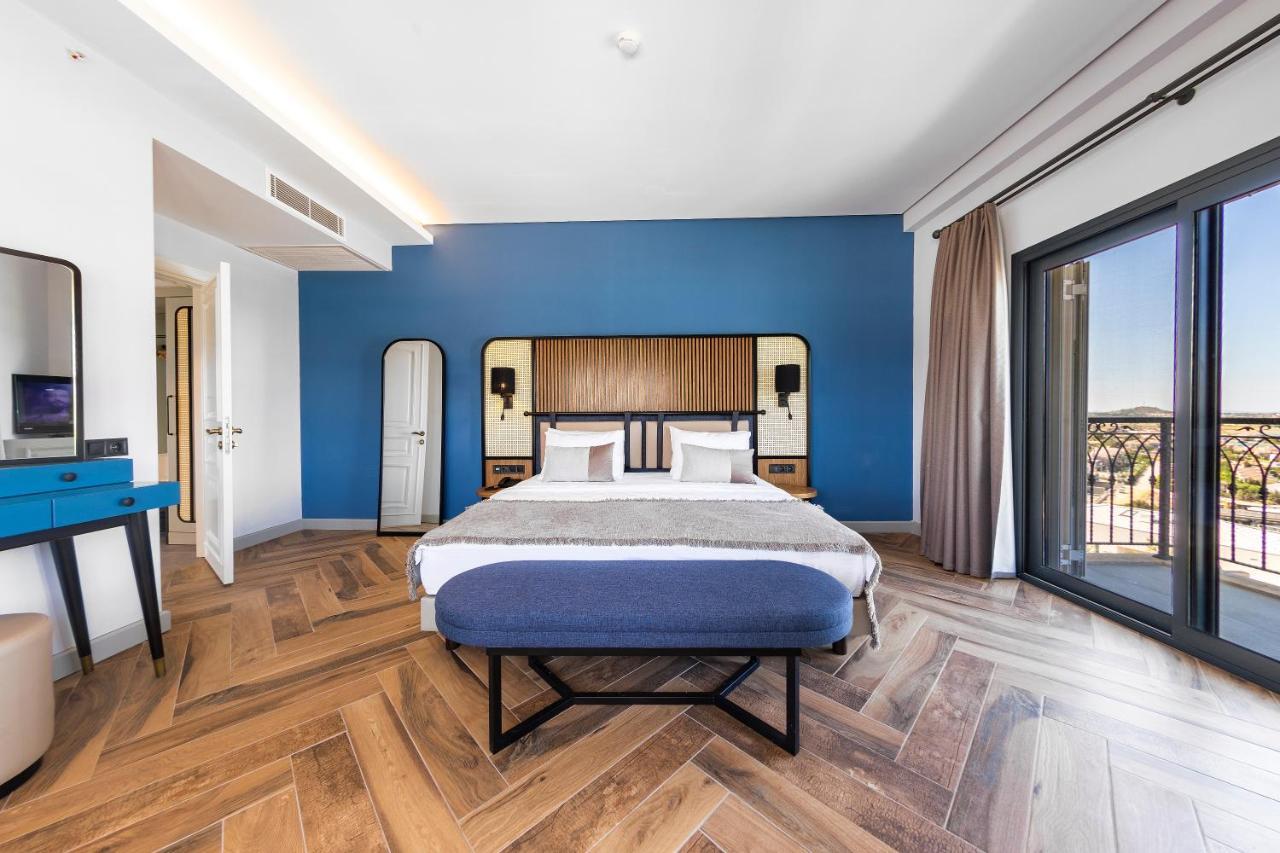 Soliport Hotel & Spa Alacati Exterior photo