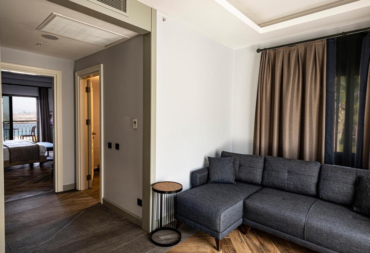 Soliport Hotel & Spa Alacati Exterior photo